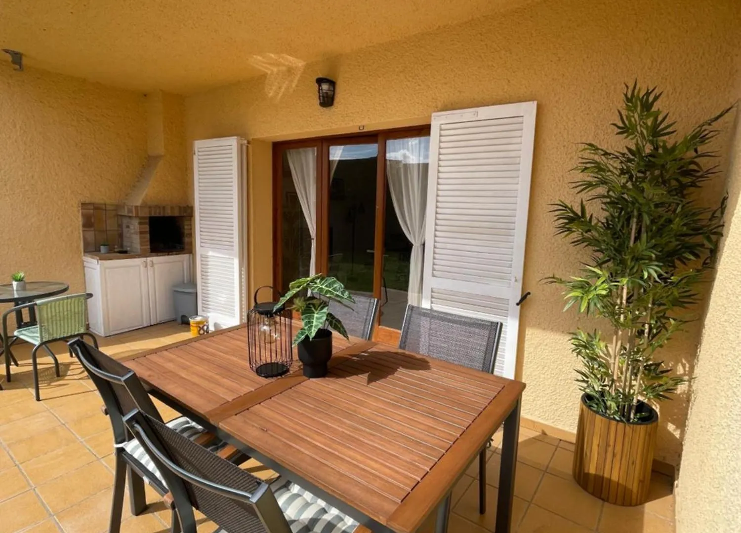 בית נופש L' Escala Lovely House On The Costa Brava With Pool